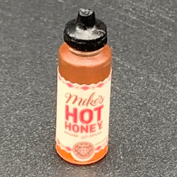 ZURU Mini Brands Fill The Fridge Mini Mini's Collectible Food Condiments Toy Set - Picture 3 of 6